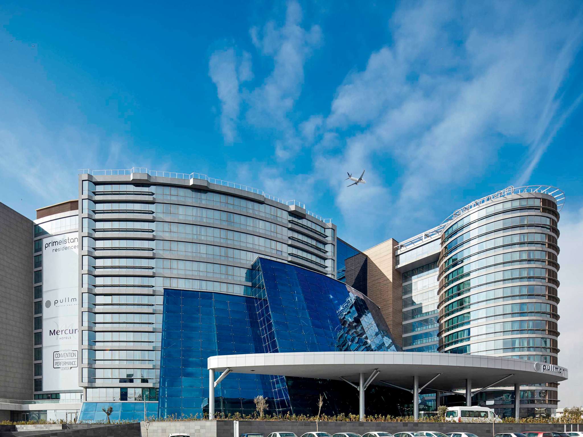 Pullman İstanbul Hotel & Convention Center